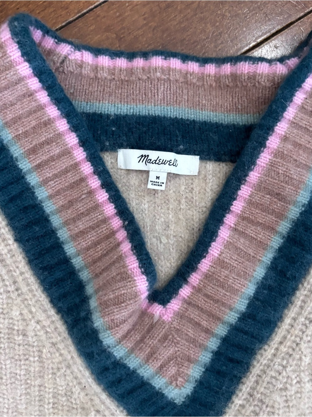 Madewell Beige V-Neck Sweater with Teal and Pink Trim - Picture 4 of 9